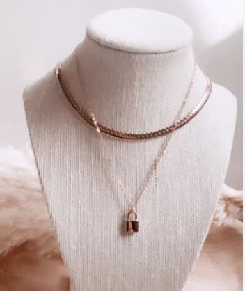 353980